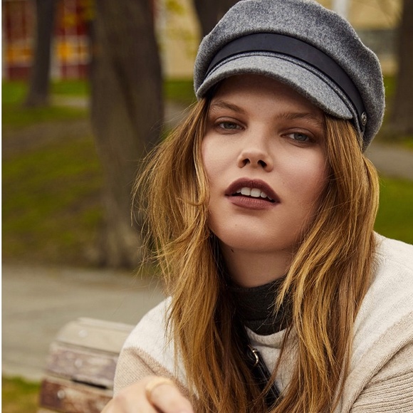 Nine West Accessories - Nine West pageboy hat grey